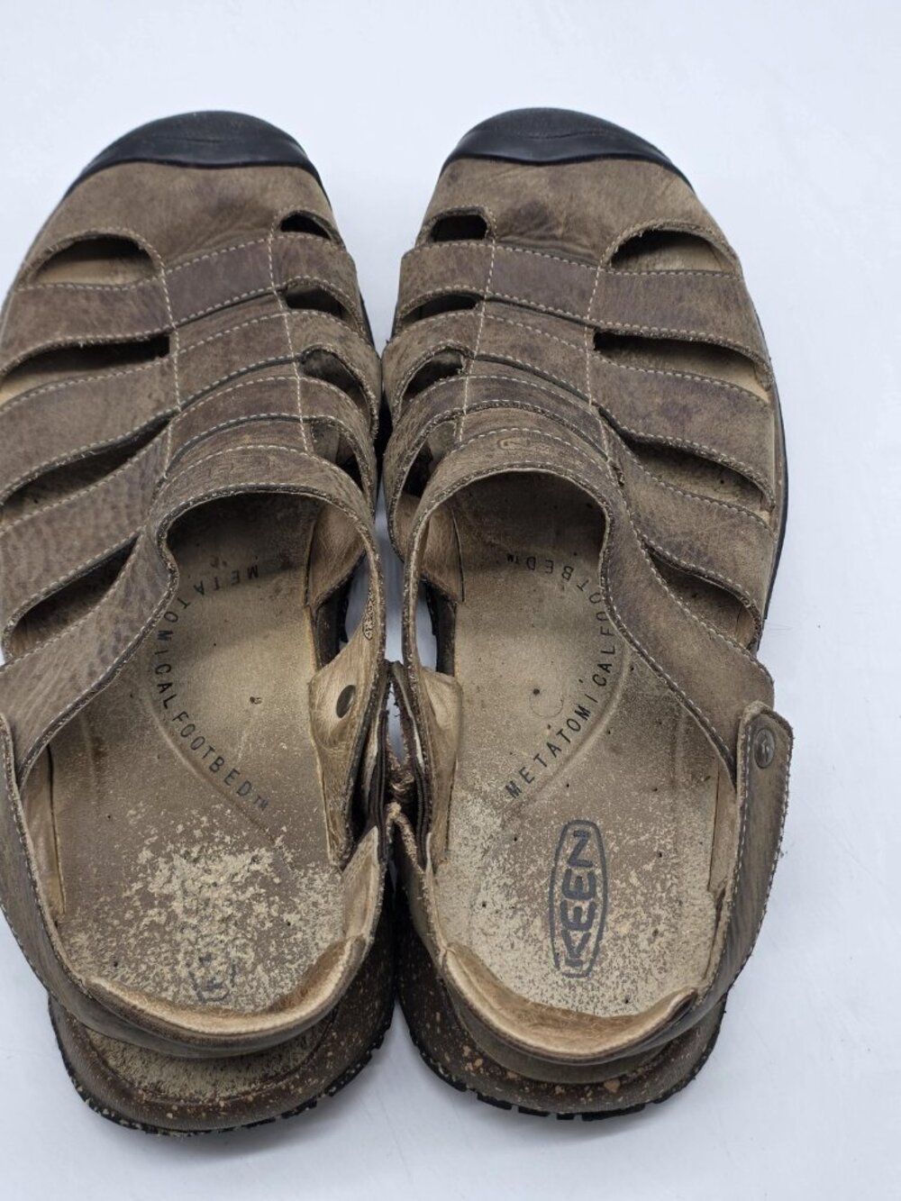 Keen Sandals Shoes Mens Size 10.5 Brown Leather Fisherman Hook Loop Damage - Picture 10 of 13